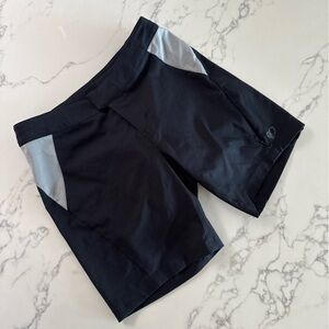 Pearl Izumi Black and Gray Women's Bike Shorts